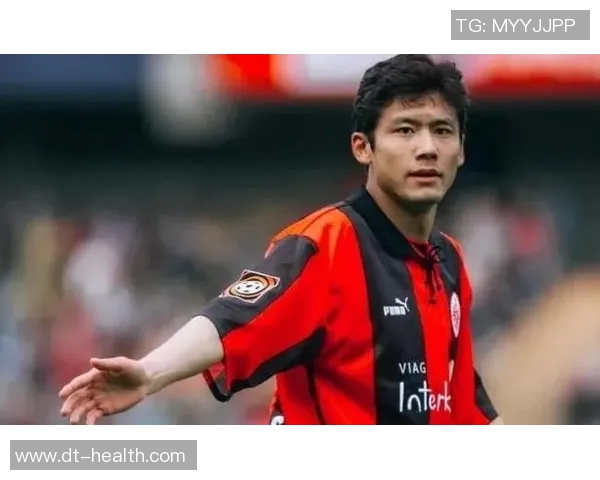 聚焦德国足球传奇球员回顾与影响力分析，探索他们如何塑造现代足球文化